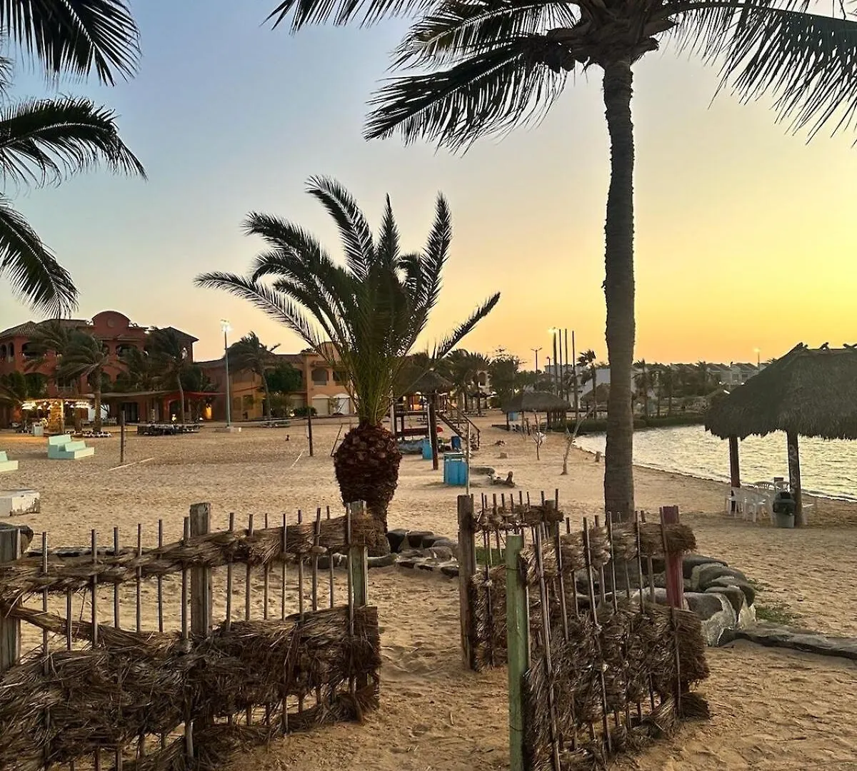 Durra Al-Arous Chalet - Al Hamra Beach DDjeddah